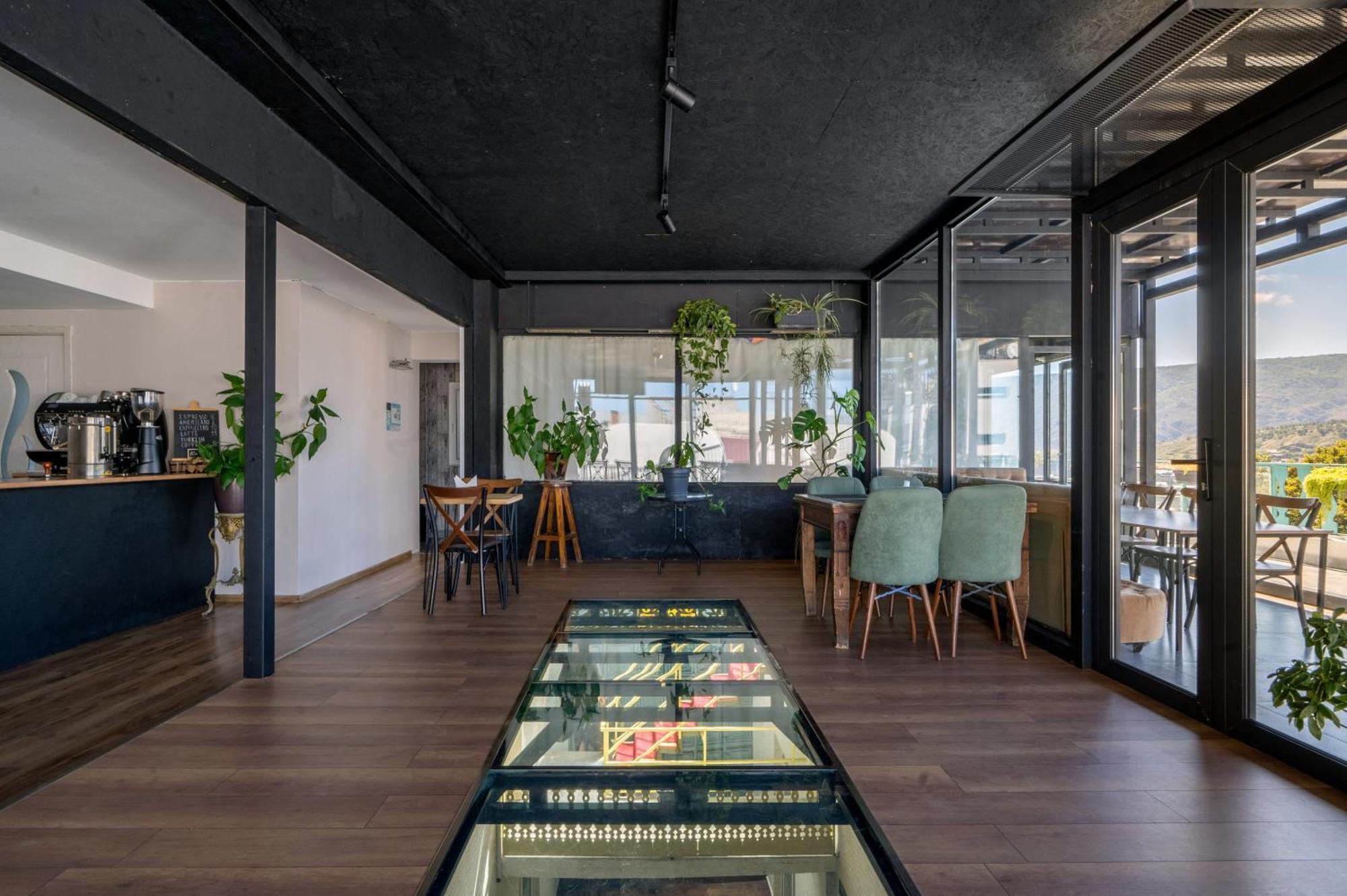 Hotel Tato & Coworking Space Tbilisi Exterior foto