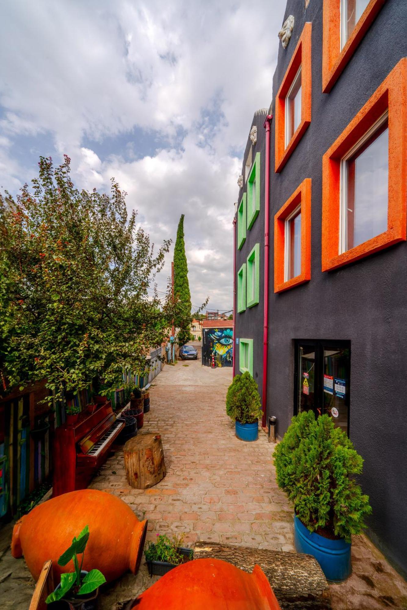 Hotel Tato & Coworking Space Tbilisi Exterior foto